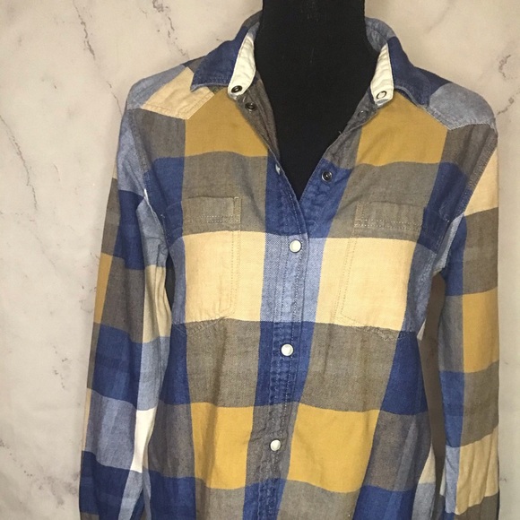 Plaid button up - Picture 3 of 4